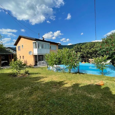 Pool Villa Saraievo Exterior foto