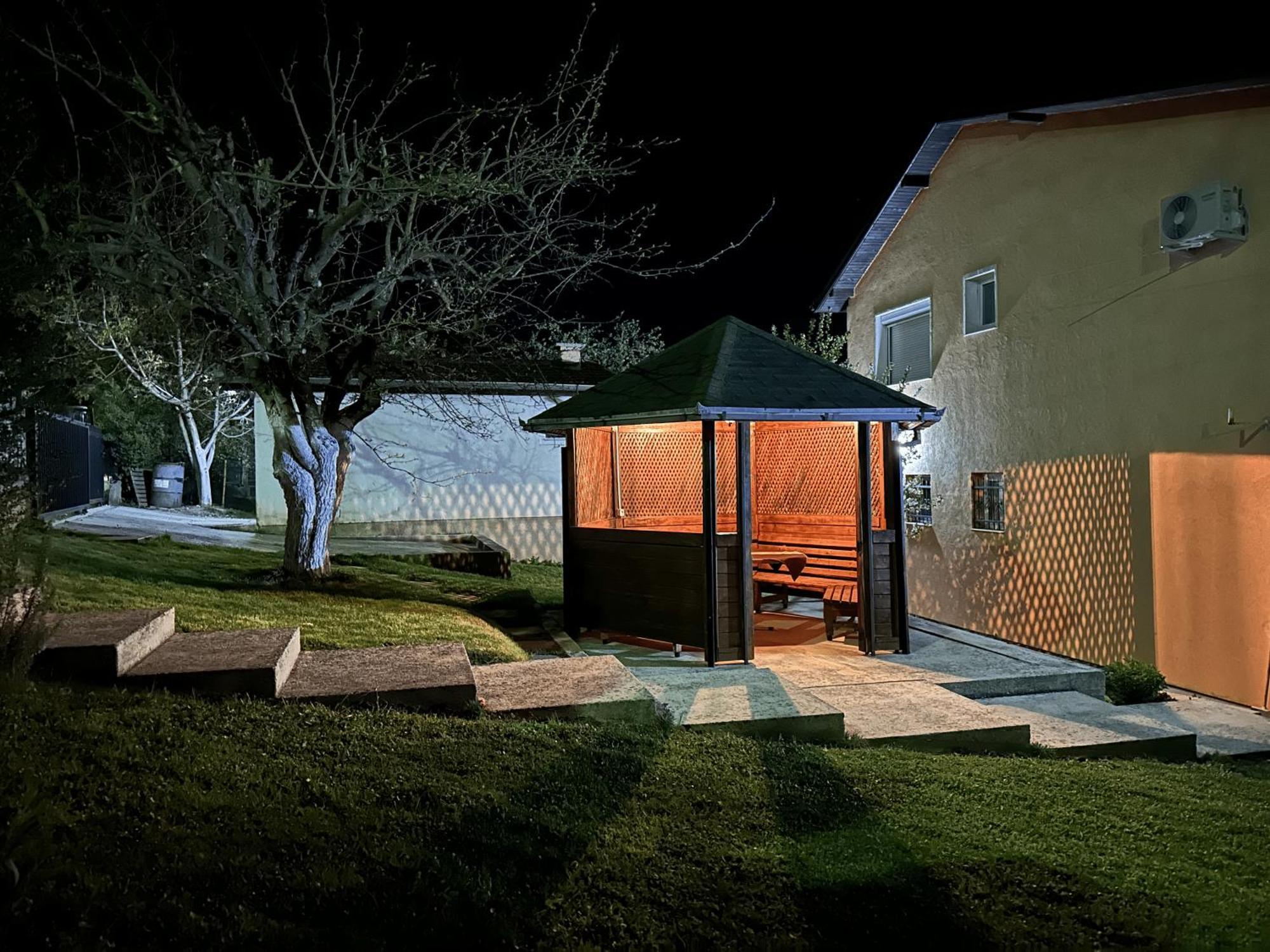 Pool Villa Saraievo Exterior foto